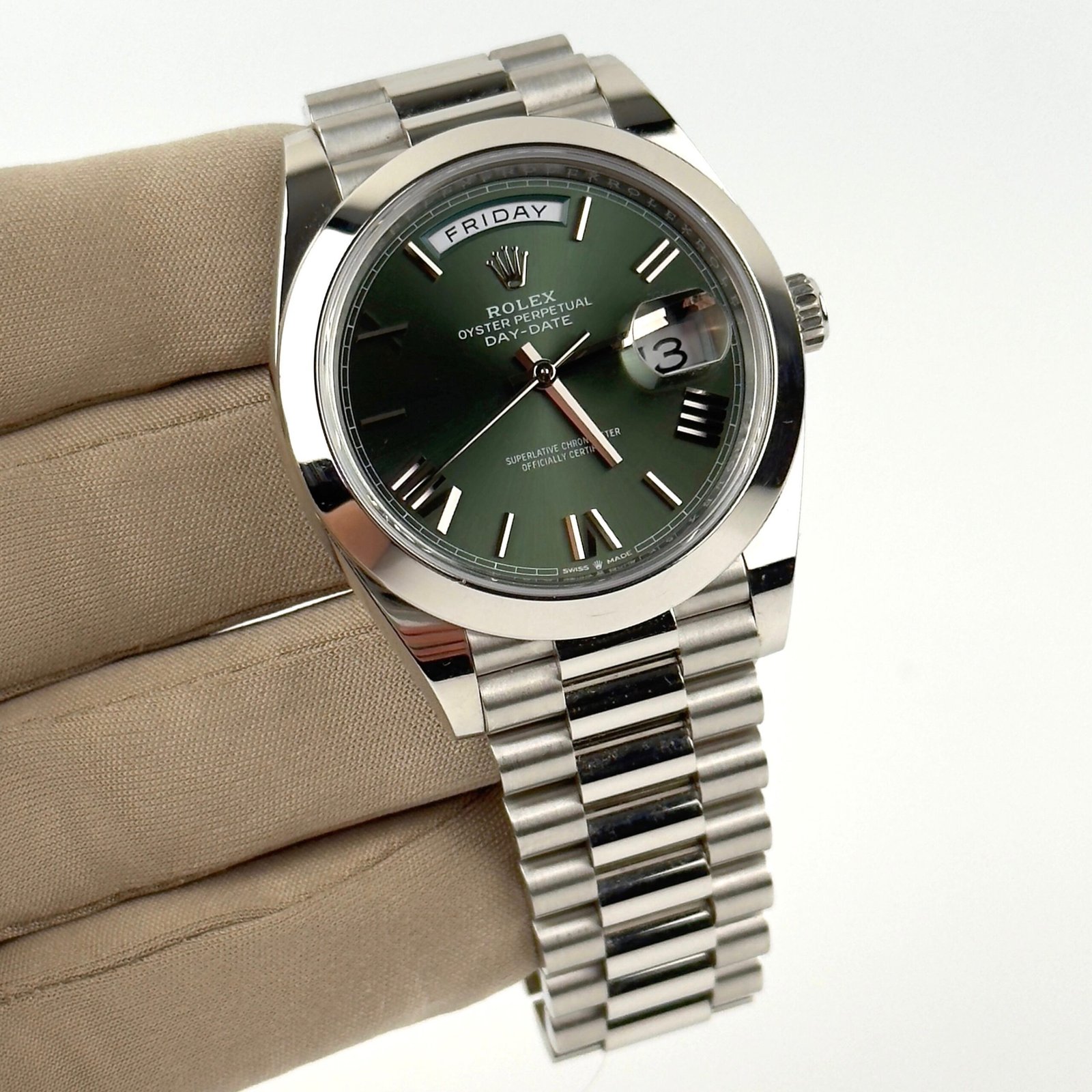 Rolex 228206 Day Date 40 Platinum with Olive Green 2020